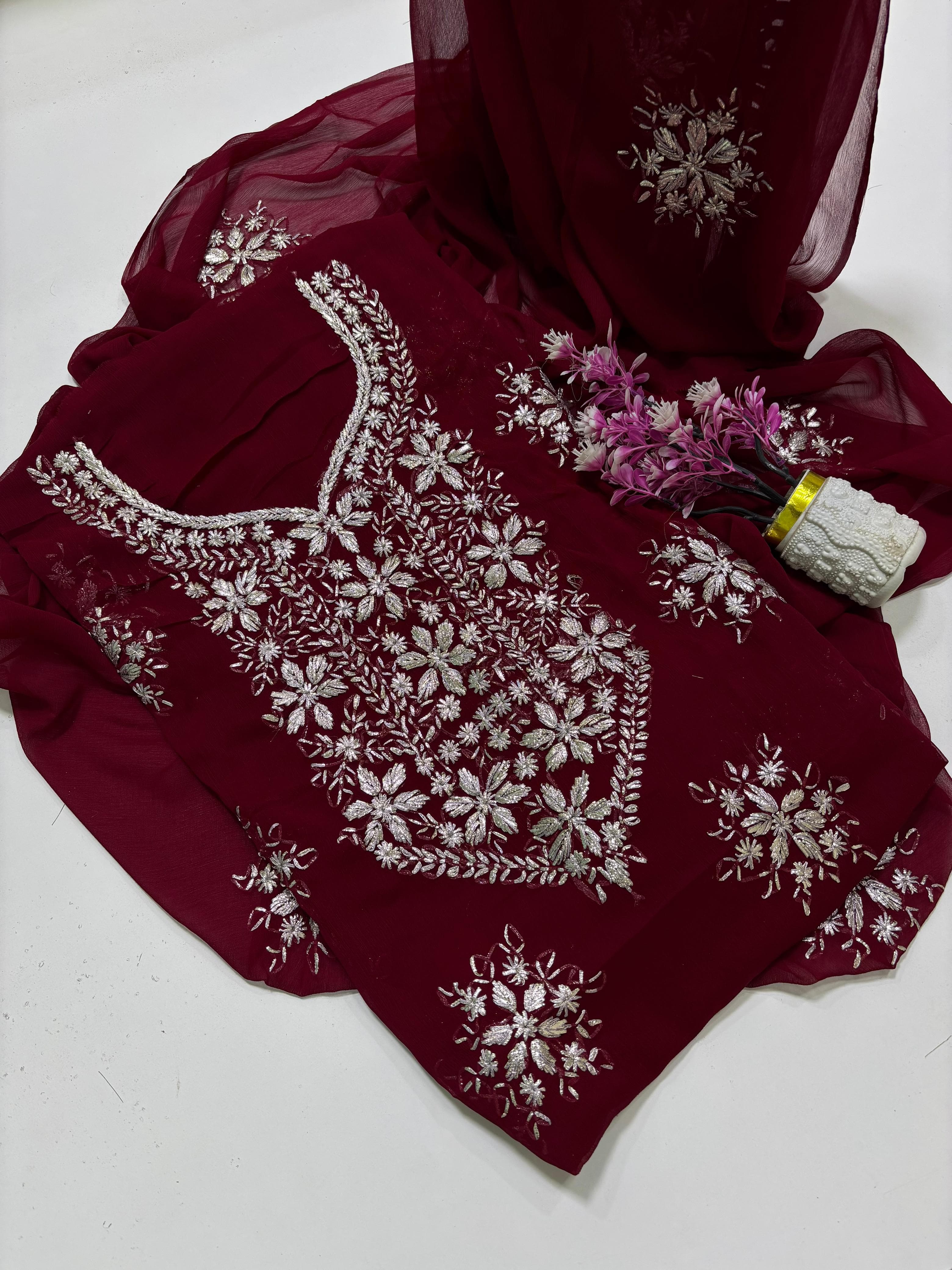 Exquisite Silver Bloom Chiffon Suit
