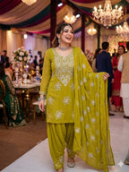 Exquisite Silver Bloom Chiffon Suit